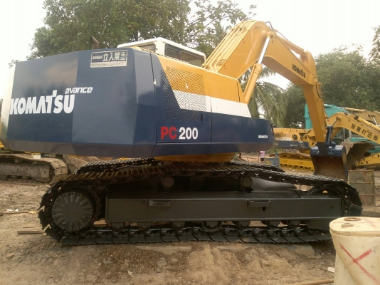 Komatsu PC200-5