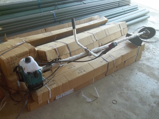 ขายเครื่องตัดหญ้า411 ของใหม่แกะกล่อง  2,450 บาท