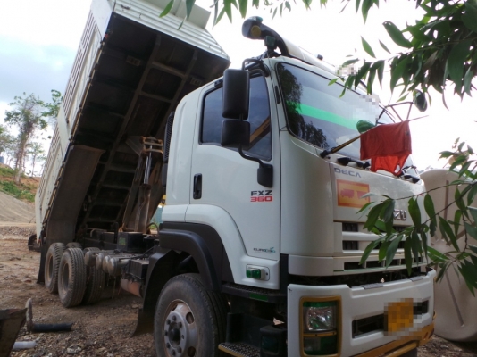 ISUZU FXZ360 ปี 2554 หาง SMM 3 เพลาแท้ค่ะ หัวบางเดิม เครื่องเดิม คัซซีสวยตลอดแนว ไม่เคยเกิดอุบัติเหตุค่ะ ISUZU FXZ360 ปี 2554 หาง SMM 3 เพลาแท้ค่ะ หัวบางเดิม เครื่องเดิม คัซซีสวยตลอดแนว ไม่เคยเกิดอุบัติเหตุค่ะ