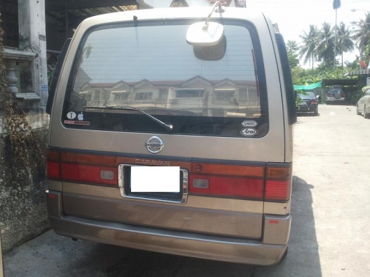 รถตู้ Nissan สีทอง เกียร์ออโต้ ภายในสวย เบาะกำมะหยี่ แอร์เย็นฉ่ำ ^_^ มีทะเบียนค่ะ