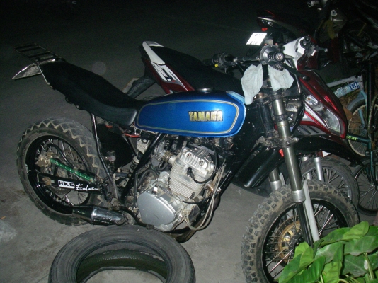 ขายXR250 แต่งโมตาส สตาร์ทมือ มีทะเบียน (((ขี่ในเมืองโหดๆเท่ๆครับ)))