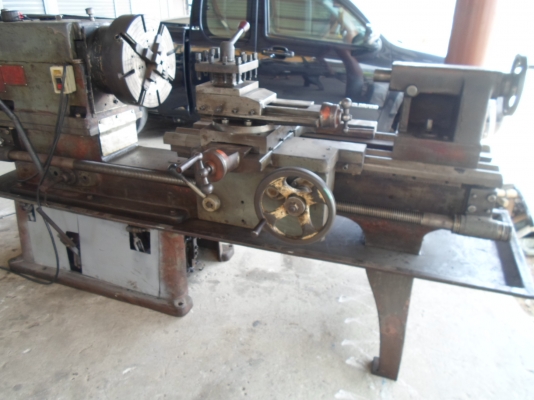เครื่องกลึง 6 ฟุต คอลึก 15 นิ้ว  สำหรับงานหนัก 60,000  ด่วน  !!!!!!!!