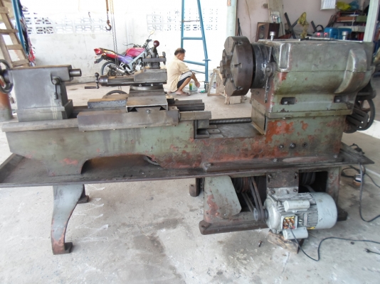 เครื่องกลึง 6 ฟุต คอลึก 15 นิ้ว  สำหรับงานหนัก 60,000  ด่วน  !!!!!!!!
