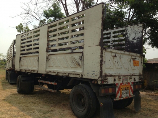 ***ขายแล้วครับขอบคุณ Truck2hand ขาย 10ล้อพ่วงแม่ลูก ไม่ดั๊ม ISUZU DECA 270 ยูโรทู ปี50 เครื่องเดิม ดำ แห้งดี ไม่เยิ้ม แรงดี เกียร์เดิม กระบะสามมิตรลอนเฉียง คอกเกษตร สภาพดี ไม่ผุ หัวบาง ภายในสวย คอนโซลครบ ลูก 2คาน สามมิตรลอนเฉียง ยาว6.50ม. พร้อมใช้งาน ราคา