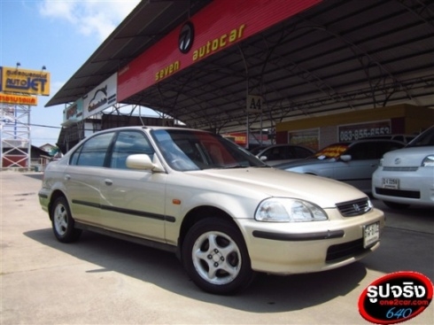 HONDA CIVIC ตาโต 1.6 วีเทค เกียร์ธรรมดา