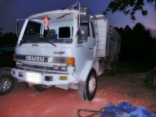 ISUZU FXZ240 หัวเดิม  เครื่องเปลี่ยน  คัซซีสวย กระบะดั้ม SMM ต่อใหม่ มีระบบพ่วงค่ะ