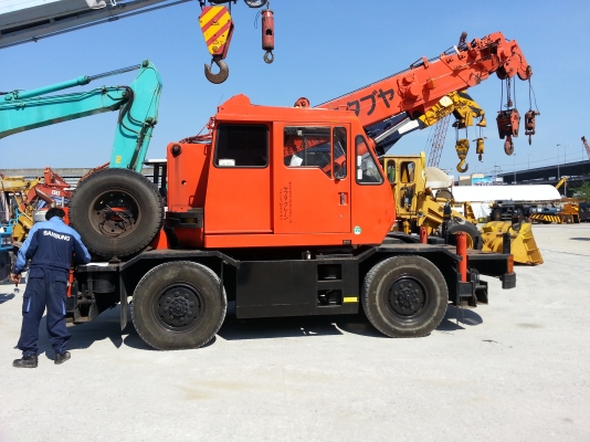 ขายรถเครน "KOBELLCO RK70" ของเก่าจากญี่ปุ่นสภาพรถ 95\% เอกสารอินวอย