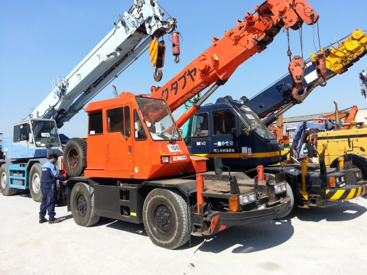 ขายรถเครน "KOBELLCO RK70" ของเก่าจากญี่ปุ่นสภาพรถ 95\% เอกสารอินวอย