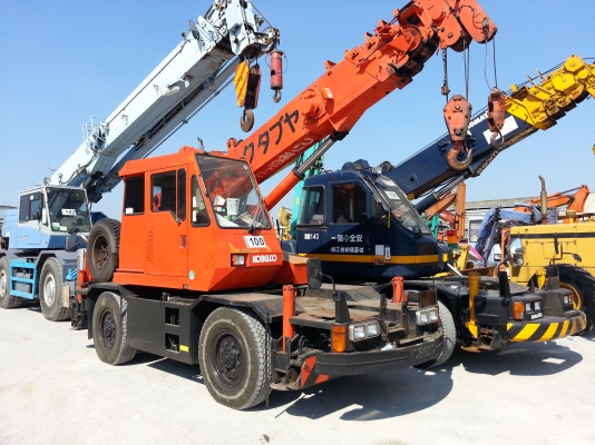 ขายรถเครน "KOBELLCO RK70" ของเก่าจากญี่ปุ่นสภาพรถ 95\% เอกสารอินวอย