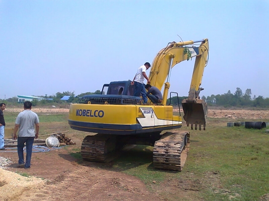 ขายด่วน..รถแบคโฮ KOBELCO SK220 M3 รถสวย พร้อมใช้งานสุดขีด บูม อาร์ม สวยสุดขีด ราคาต่อรองได้.