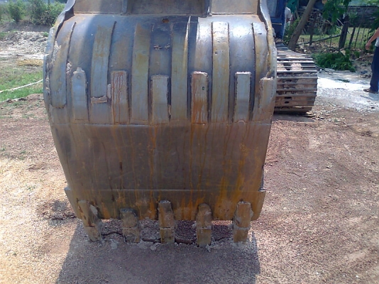 ขายด่วน..รถแบคโฮ KOBELCO SK220 M3 รถสวย พร้อมใช้งานสุดขีด บูม อาร์ม สวยสุดขีด ราคาต่อรองได้.