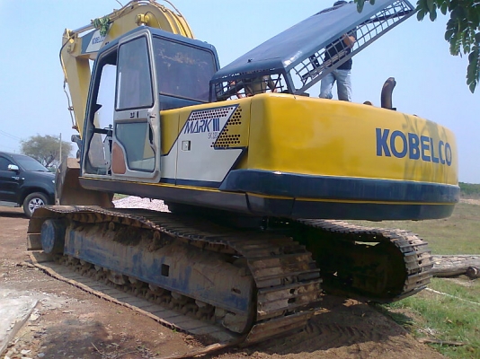 ขายด่วน..รถแบคโฮ KOBELCO SK220 M3 รถสวย พร้อมใช้งานสุดขีด บูม อาร์ม สวยสุดขีด ราคาต่อรองได้.