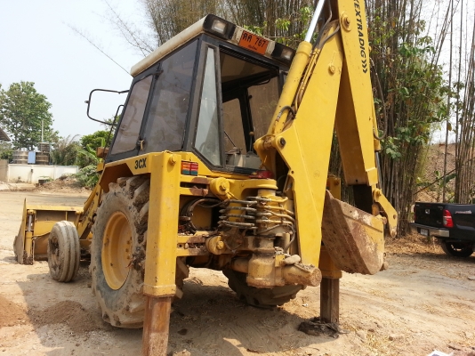 ขายด่วน ตักหน้าขุดหลัง JCB 3CX  อามสไล้ได้ เอกสารเล่มทะเบียน รถถึงชลบุรี แล้วครับ