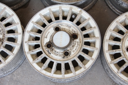 ขายล้อขอบ10 ญี่ปุ่นแท้ๆ เก่าเก็บ ใช้งานน้อย ขายล้อขอบ10 ญี่ปุ่นแท้ๆ เก่าเก็บ ใช้งานน้อย