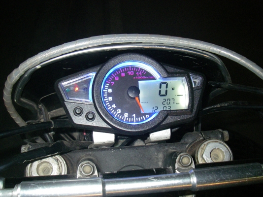 ขายXR250 ไมล์ Digital แต่งโมตาส  สตาร์ทมือทีเดียวติด เครื่องแรงขี่เข้าป่าสบาย(((30000ถ้วนโหดๆเท่ๆ มีทะเบียน)))