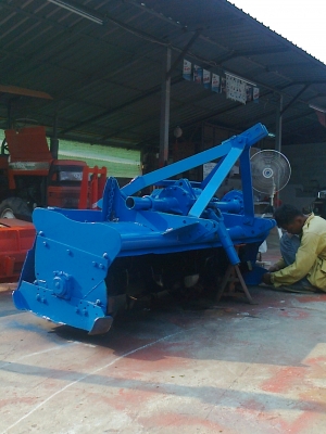 ขายโรตารี่ โฮเวิลด์ 2.00เมตร พร้อมใช้ พร้อมทำงาน