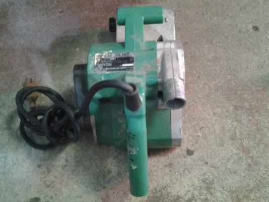 ขาย !!  เครื่องขัดกระดาษทราย 220V. ของแท้