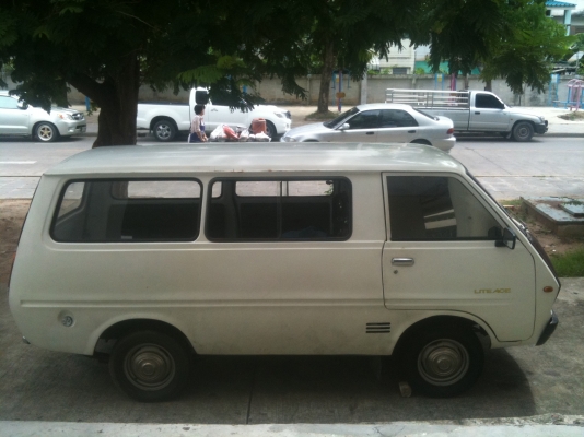 Toyota Liteace km10v รถตู้เล็ก