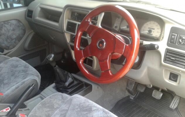 ขาย Isuzu Dragon xenon 2002 ราคาตัด