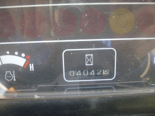 รถฟอร์คลิฟท์ Mitsubishi, FD20 ซีเรียล:F18B-08300 ปี:2001 ชั่วโมง:4040