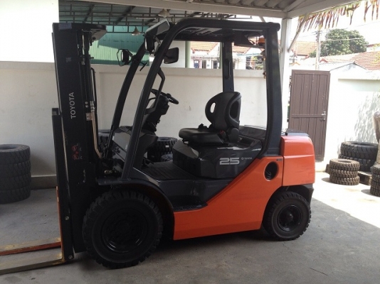 ขาย TOYOTA 8FD25  รถปี 2011   465 ชั่วโมงทำงาน  สภาพสวยมาก