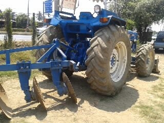 ขาย ford 7810 4DW  พร้อมใช้งาน มีเล่มทะเบียน