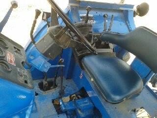 ขาย ford 7810 4DW  พร้อมใช้งาน มีเล่มทะเบียน