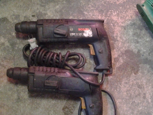 ขาย !! สว่าน BOSCH 2-20   2ระบบ พร้อมใช้งาน ของแท้1