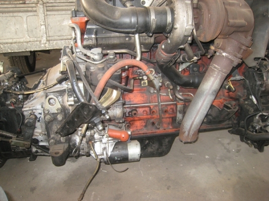 เครื่องพร้อมเกียร์ 6HE เทอร์โบ 230 แรง