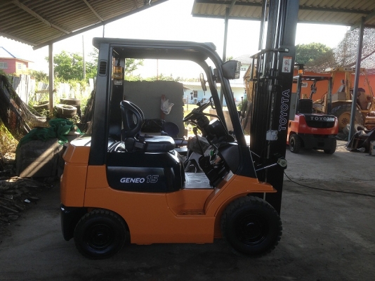 ฟอล์คลิฟท์ 1.5 ตัน  TOYOTA 7FG15  รถเก่าญี่ปุ่น