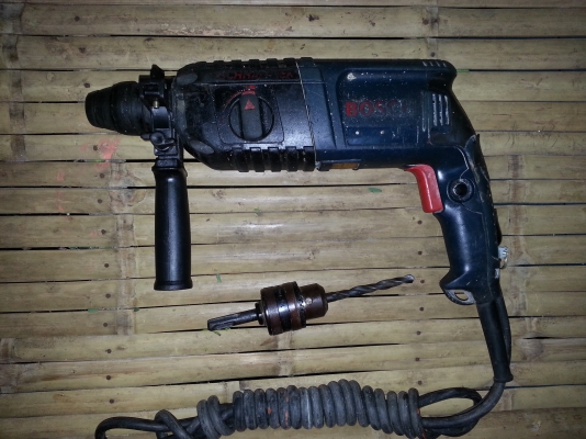 ขายสว่านโรตารี่ไฟฟ้า2ระบบยี่ห้อ Boschรุ่นGBH2-22E ราคาไม่แพงคับ