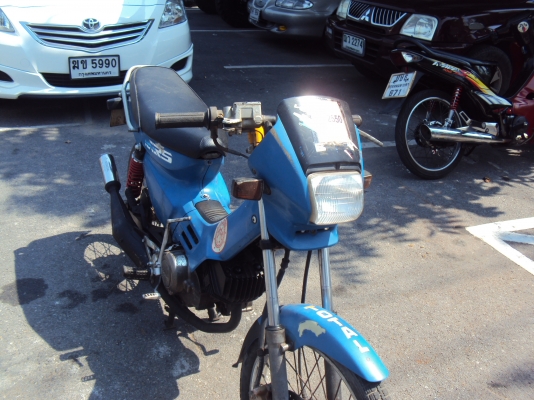 ขายรถฮอนด้าโนวา5เกียร์มีทะเบียนชุดโอนสนใจติดต่อสรกฤช081-8478107