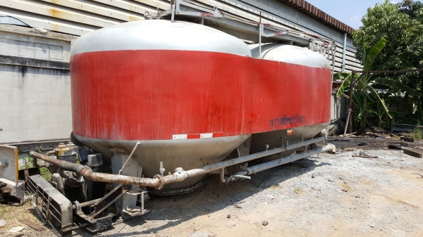 ถังเต้าปูนพร้อมปั๊มลม