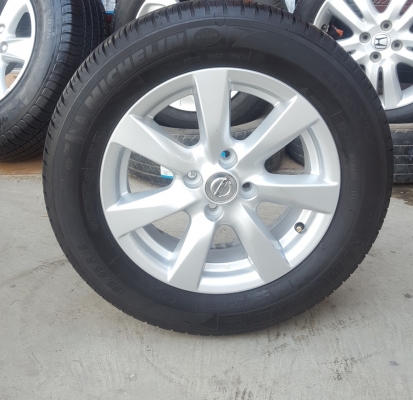 ขายล้อNISSAN ALMERA VL ยางปี 14  4 ล้อ