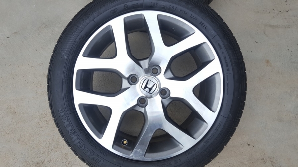 ขายล้อHONDA NEW CITY16 ยางปี 14 4 ล้อ ขายล้อHONDA NEW CITY16 ยางปี 14 4 ล้อ