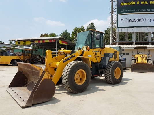 ขายรถตักล้อยาง ยี่ห้อ KOMATSU WA320-5L นำเข้าจาก USA แท้ 100\% สภาพสวย ไม่เคยใช้งานในไทย