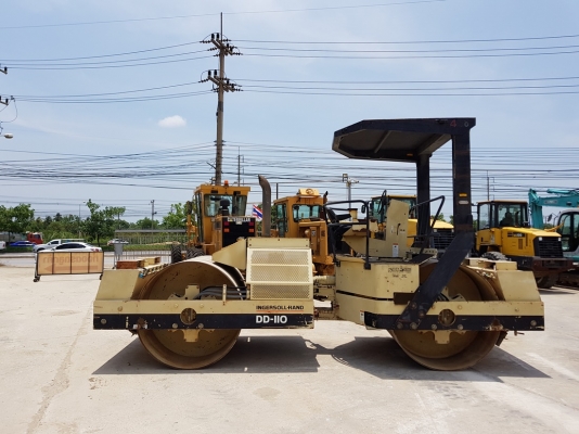 ขายรถบดอัดสั่นสะเทือน Ingersoll Rand DD-110นำเข้าจากประเทศอเมริกา ไม่เคยใช้งานในไทย ขายรถบดอัดสั่นสะเทือน Ingersoll Rand DD-110นำเข้าจากประเทศอเมริกา ไม่เคยใช้งานในไทย