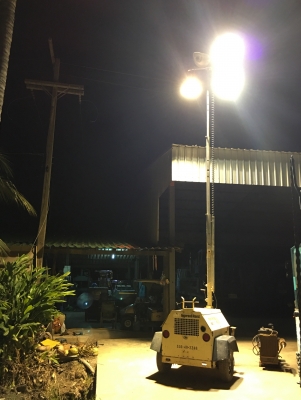 ขาย สปอร์ตไลท์สนามเก่านอก