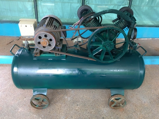 ขายปั้มลมขนาดใหญ่ แถมถังฉีดโฟร์มขนาด65Lฟรี