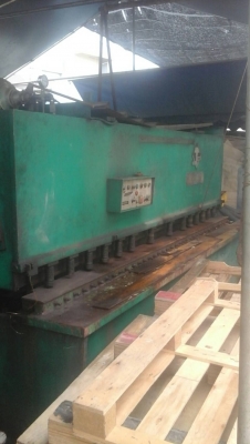 ขายเครื่องตัดกับเครื่องพับ10ฟุตตัดได้และพับได้6มิลขายคู่ครับ