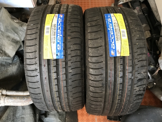 ยางใหม่อินโด ACCEIERA 265 35 18 ปี14 คู่ละ