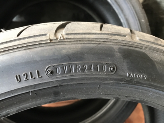 ยาง GOOD YEAR 235 40 18 ปี10เก่าญี่ปุ่นเเท้ดอกเเน่นๆไม่มีปะคู่ละ