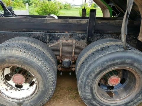 ขายHino F18 ดั๊มดะบะเนียมสภาพสวยพร้อมใช้ ติดต่อคุณอ๊อฟพิจิตร086-737-9991