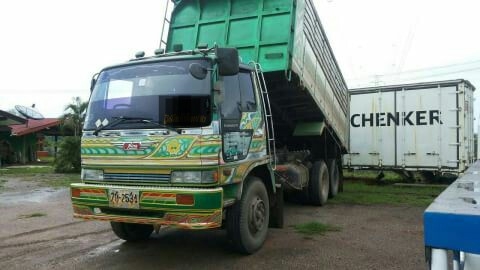 ขายHino F18 ดั๊มดะบะเนียมสภาพสวยพร้อมใช้ ติดต่อคุณอ๊อฟพิจิตร086-737-9991