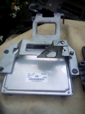 ขายอะไหล่และซ่อมkia k2500k2900hyundai H1 ขายอะไหล่และซ่อมkia k2500k2900hyundai H1