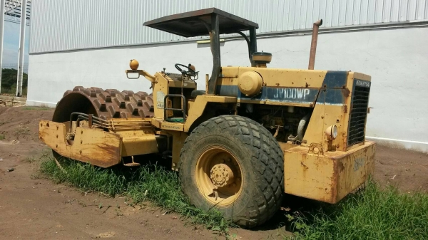 ขาย 600,000 รถบดล้อหนาม KOMATSU 2 เพลา สั่นสะเทือน เครื่องดี เกียร์แรง รถสวยพร้อมใช้ รถอยู่ ปทุมธานี 090-772-3710 090-772-3708