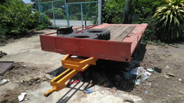 เทนเลอร์ต่อพวงสี่ล้อสภาพดีพร้อมใช้งานเลยคับ