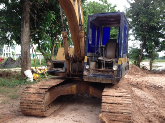 ขายด่วน แม็คโคร KOMATSU PC100-3 สภาพสวย พร้อมใช้งาน เครื่องปั้มดี โซ่ช่วงล่างสวย เอวแน่น รถทำงานดีเร็วไม่โหลด เอกสารสัญญาซื้อขาย   ที่เบอร์093-0764943 088-3223272