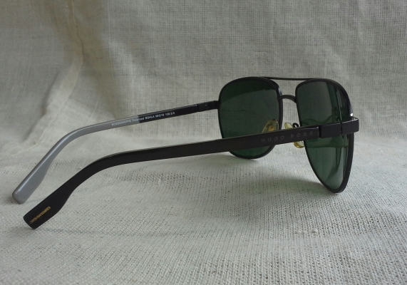 แว่นตาแนวนักบินสายพันธุ์อินทรีเหล็ก เยอรมันตัวแท้! ราคานักศึกษา! Authentic HUGO BOSS handmade in Germany แว่นตาแนวนักบินสายพันธุ์อินทรีเหล็ก เยอรมันตัวแท้! ราคานักศึกษา! Authentic HUGO BOSS handmade in Germany