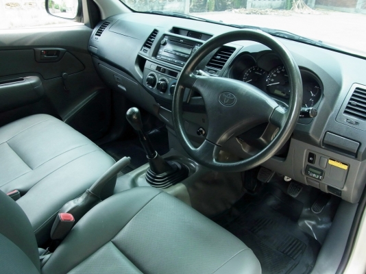 TOYOTA HILUX VIGO CHAMP 2.7J SINGLE CAB (CNG) ปี 2013 เกียร์MANUAL TOYOTA HILUX VIGO CHAMP 2.7J SINGLE CAB (CNG) ปี 2013 เกียร์MANUAL
